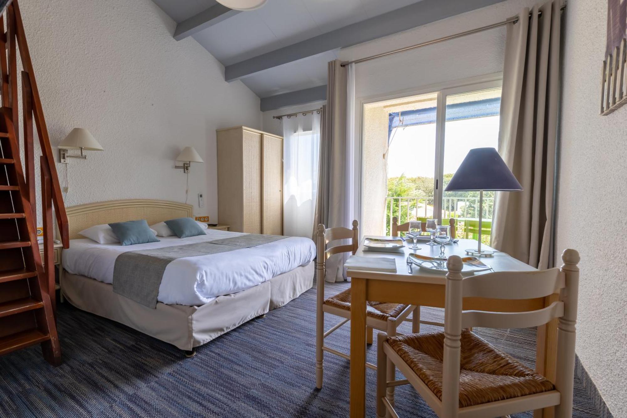 Logis Hotel De La Plage La Cotiniere Luaran gambar